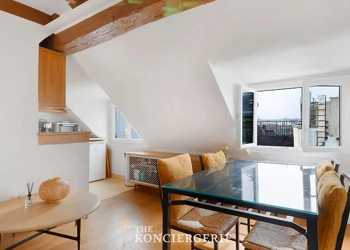 Raffine Pres De Saint-sulpice Apartment