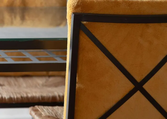 Raffine Pres De Saint-sulpice Apartment